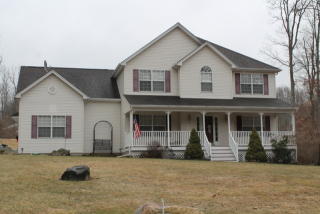 18 Catswamp Rd, Hackettstown, NJ 07840-4643