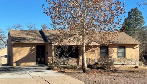 2902 4th Ave, Pueblo, CO 81008-1110