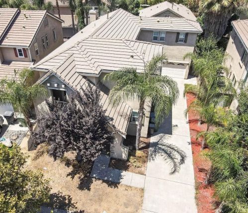4401 Tahama Ln, Turlock, CA 95382-8639