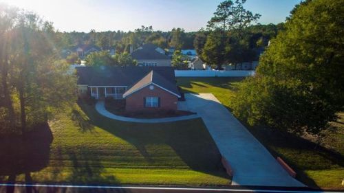 931 Hitching Post Ln, Waycross, GA 31503-9488