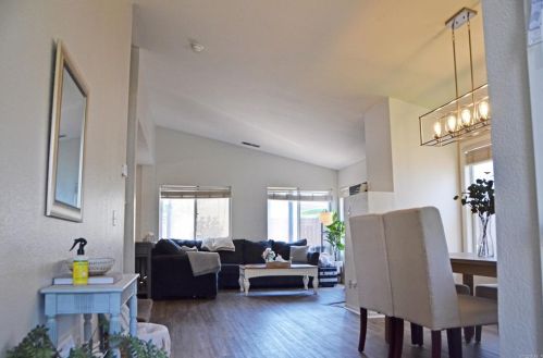 4752 Lagunita Way, Oceanside, CA 92057-1213
