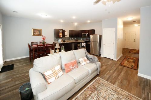 1817 Millstream Holw, Conyers GA  30012-3597 exterior