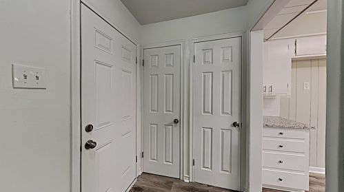 3114 Rnch Dr, Garland TX 75041-4445 exterior