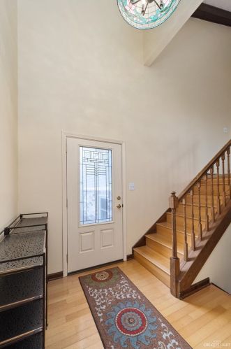 1119 Hidden Spring Dr, Naperville, IL 60540-4111