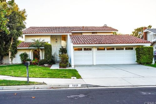 1919 Young Dr, Placentia, CA 92870-2232