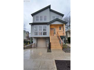 54 Stanton St, Portland OR  97212-3057 exterior