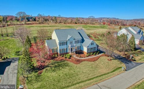 17237 Cannonade Dr, Leesburg, VA 20176-7193