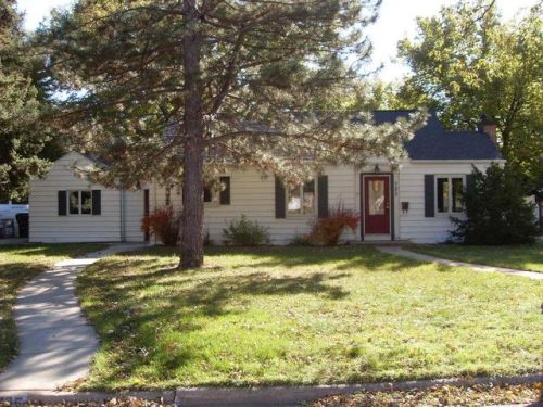 725 Mitchell Blvd, Betts, SD 57301-5211