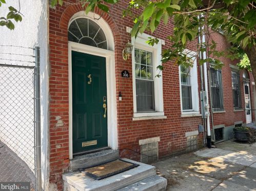 306 Green St, Philadelphia, PA 19123-2920
