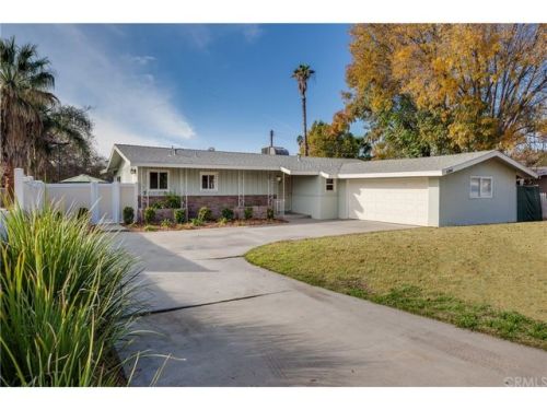 6941 Phoenix Ave, Riverside CA  92504-2026 exterior