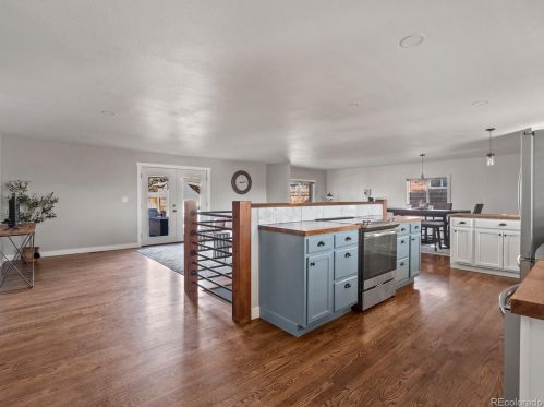 7111 Canosa Ct, Westminster CO  80030-5640 exterior