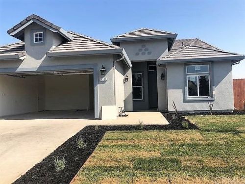 3932 Blackberry Ave, Merced, CA 95348-8417