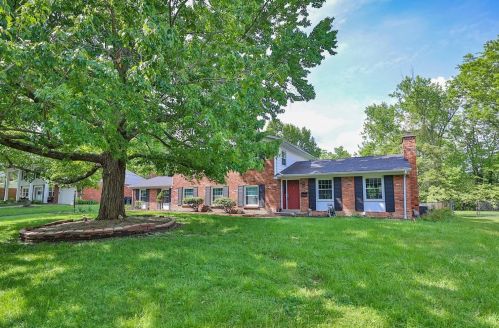 650 Flagstaff Dr, Cincinnati, OH 45215-2525