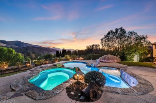 1462 Rambling Rd, Simi Valley, CA 93065-5730