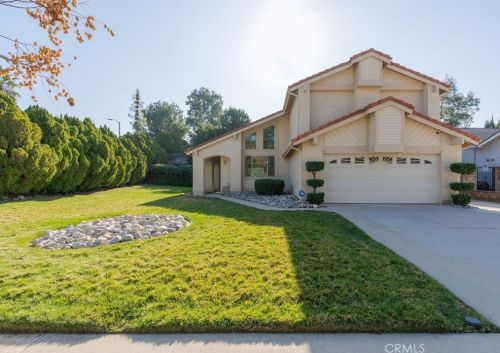 1422 Diamond Ct, Redlands, CA 92374-5472