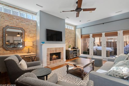 1158 Armitage Ave, Chicago, IL 60614-4265
