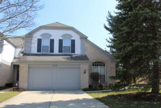 298 Lorraine Cir, Hanover Park, IL 60108-2547