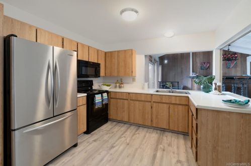 1015 Wainiha St, Honolulu HI  96825-2725 exterior