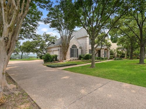 2711 Bartons Bluff Ln, Austin TX  78746-7988 exterior