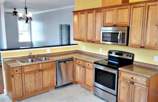 406 36th St, Savannah GA  31401-8608 exterior