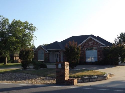 9010 Bellechase Rd, Granbury TX  76049-4303 exterior