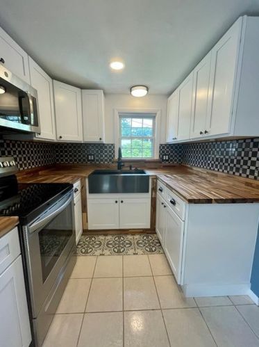 107 Sherman Ave, Providence, RI 02911-3024