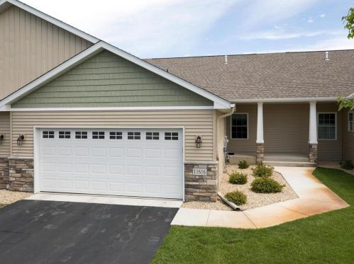 11616 Alpine Dr, Monticello, MN 55362-3500