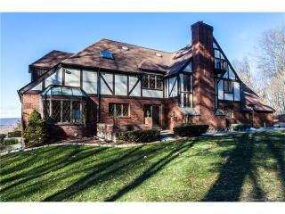 1585 Meriden Ave, Southington CT  06489-4208 exterior
