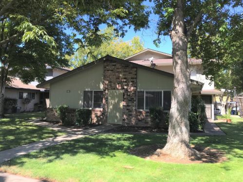 6237 Longford Dr, Citrus Heights, CA 95621-5327
