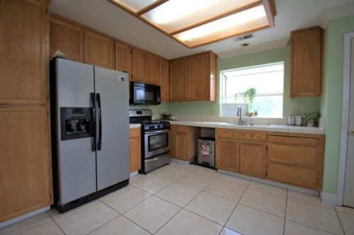 2234 Park Pl Ct, Los Banos CA 93635-5414 exterior