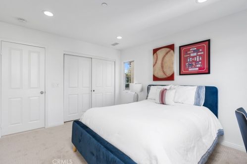 42 Arborside, Irvine CA  92603-0111 exterior