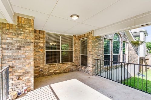 16216 Almaden Dr, Austin TX  78717-3889 exterior