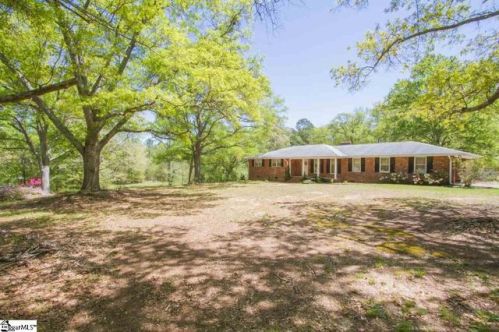 411 Mahaffey St, Belton SC  29627-1017 exterior