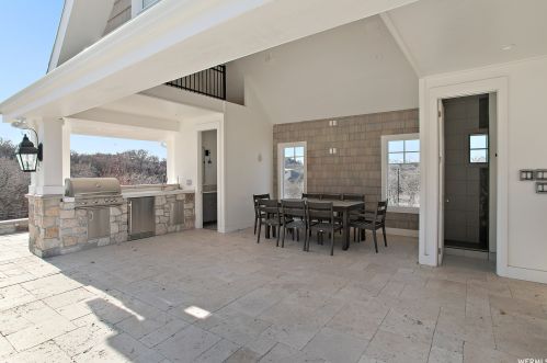 864 Jackson Ln, Alpine UT 84004-2007 exterior