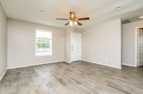 2404 Mcadoo Ln, Fort Worth TX  76131-1310 exterior