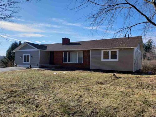 222 Daniel Plummer Rd, Goffstown, NH 03045-5213