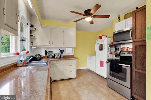 1919 Baltimore Pike, Hanover PA 17331-9603 exterior