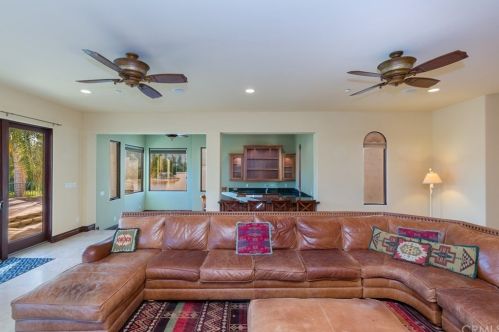 2624 Cridge St, Riverside CA  92507-5607 exterior