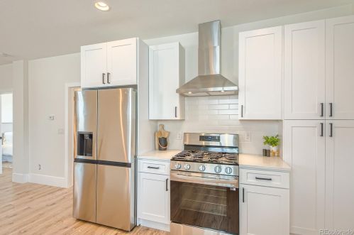 3427 Grant St, Englewood CO 80113-2611 exterior