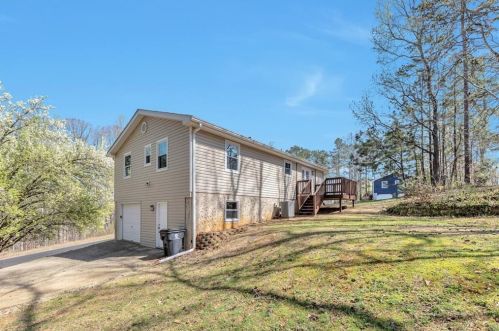 8811 Daerwater Dr, Winston GA  30187-1280 exterior