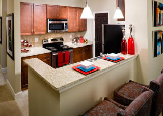 350 Peachtree Hills Ave, Atlanta GA  30305-4532 exterior