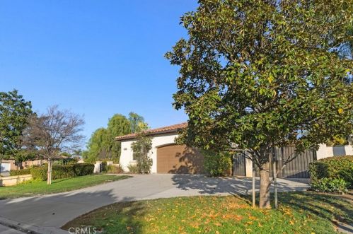 8059 Terraza Ct, Riverside, CA 92508-8729