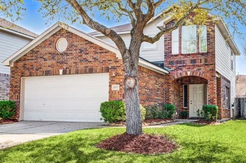 4715 Brazos Point Ln, Fresno, TX 77545-7969