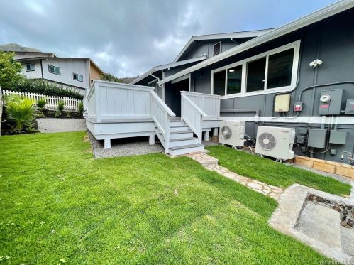 810 Kiaala Pl, Honolulu HI  96825-3023 exterior