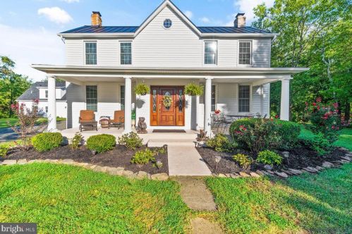 10719 Kettle Run Rd, Nokesville, VA 20181-1715