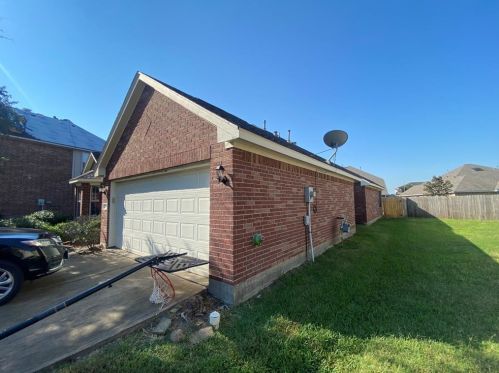 35 Palm Villas Dr, Manvel, TX 77578-3349