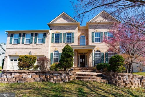 7125 Ayers Mdw Ln, Springfield VA  22150-4915 exterior