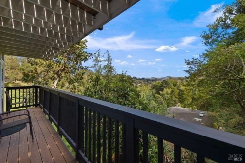 763 Bay Rd, Mill Valley, CA 94941-3914