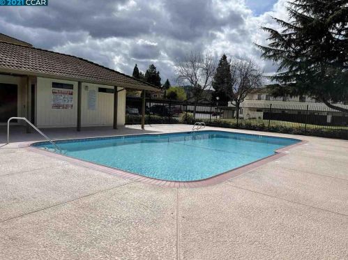 5075 Valley Crest Dr, Concord CA  94521-4916 exterior