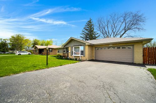 10733 Plahm Ct, Worth, IL 60482-1327